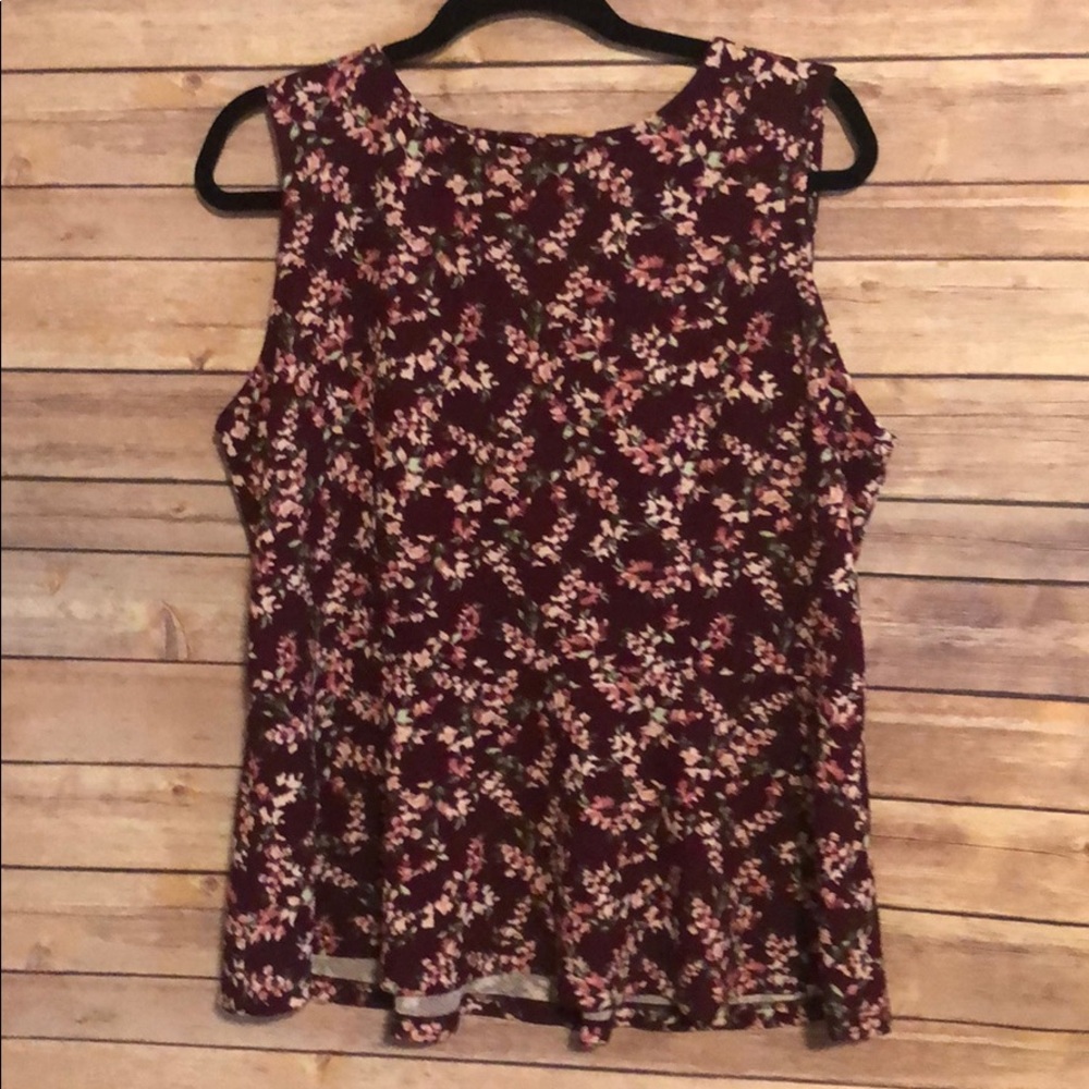 Elle Sleeveless Shirt / XL